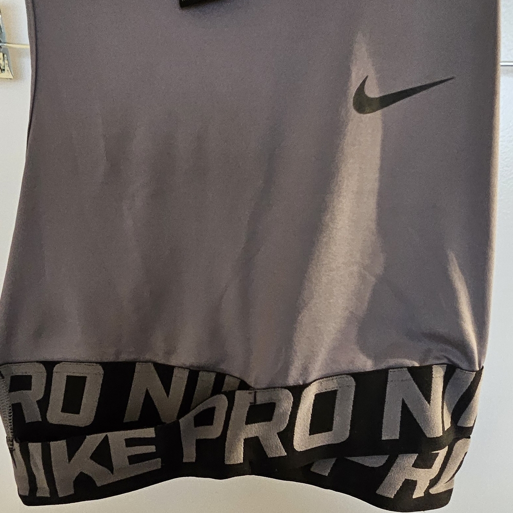 Nike Gray 3 Piece Athletic Style (Outfit)